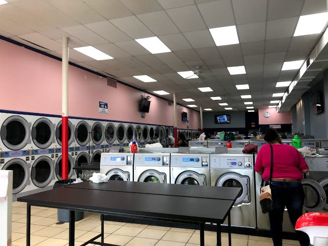 Mama’s Laundromat