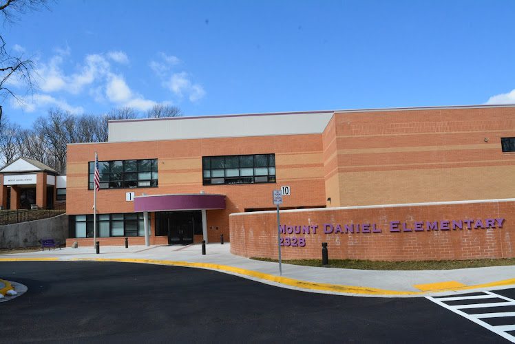 Mount Daniel School