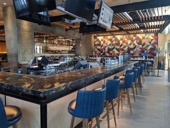 Earls Kitchen + Bar