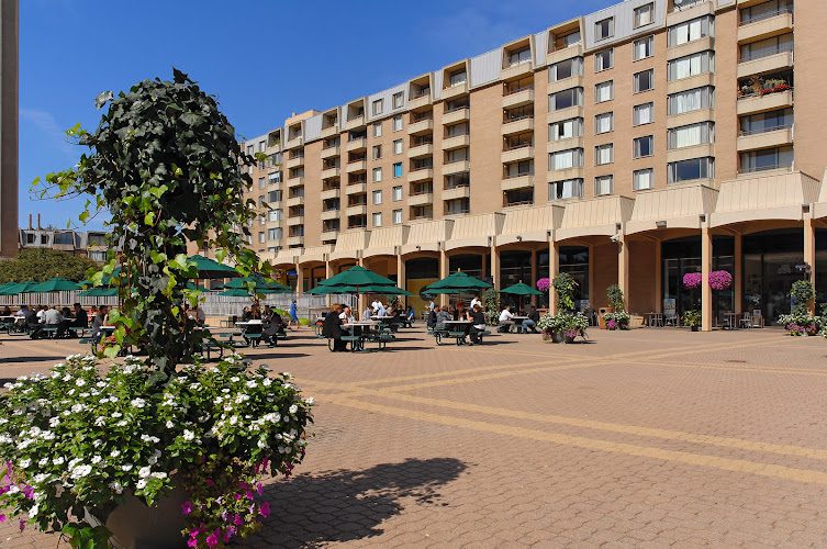 Columbia Plaza Apartments
