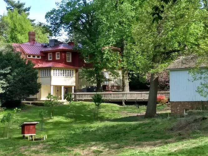 Hendry House