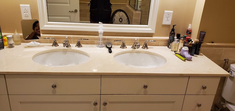 Maid 2 shine cleaning service Va