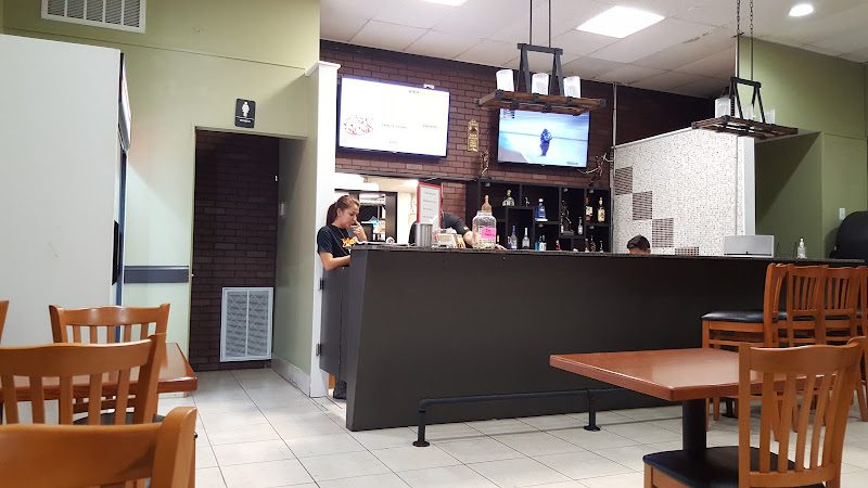 Ricky’s Pub & Grill