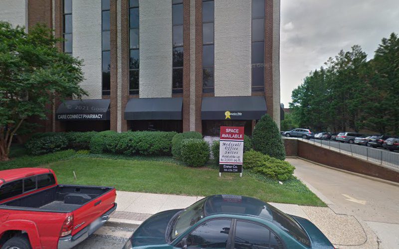 Washingtonian Top Plastic Surgeon Bennett C. Yang, MD